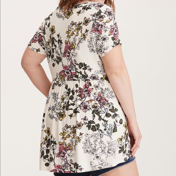 SOLD - Torrid Floral Print Babydoll Top- Size 2 - Picture 3 of 7